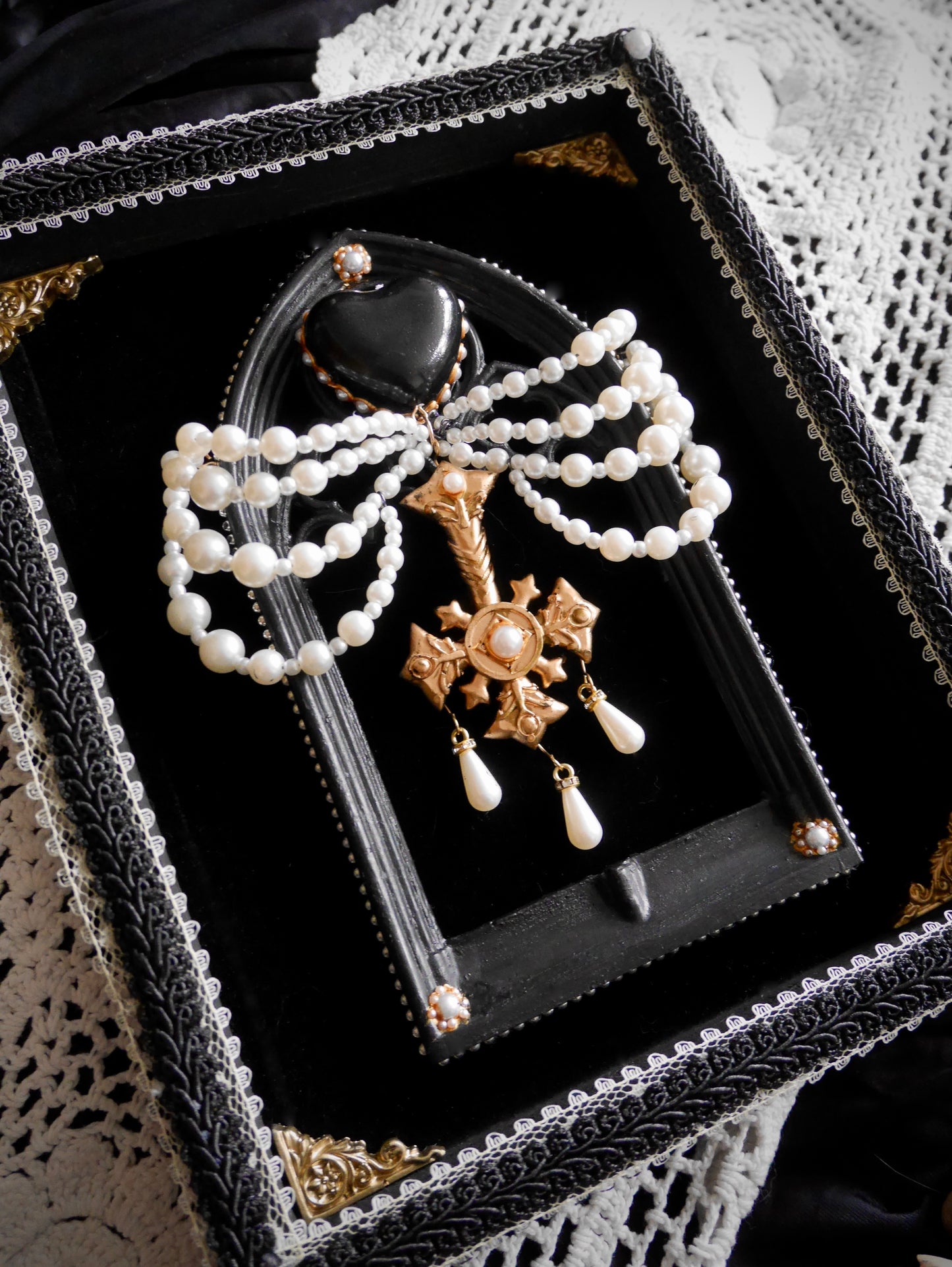 Pull My Little Ribs Around You
– Bespoke Shadowbox Wall Plaque