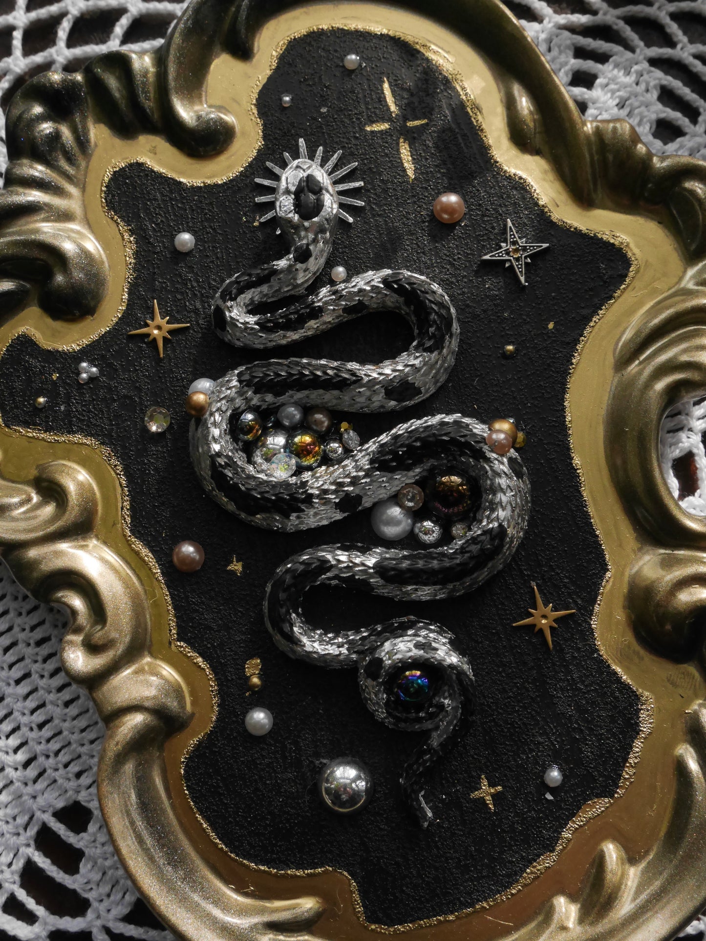 Hiss – Serpent Wall Plaque