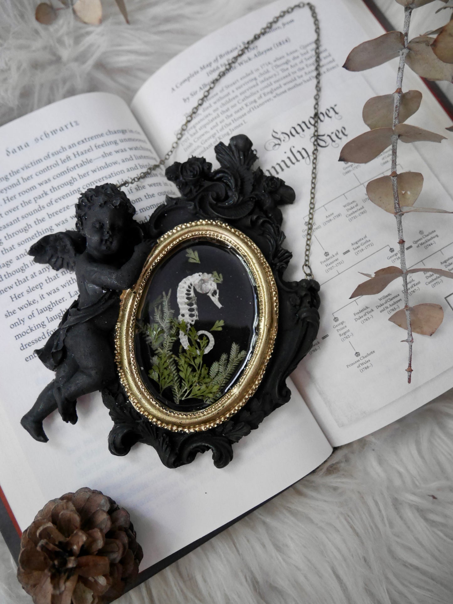Seahorse Skeleton Sweet Cherub Frame