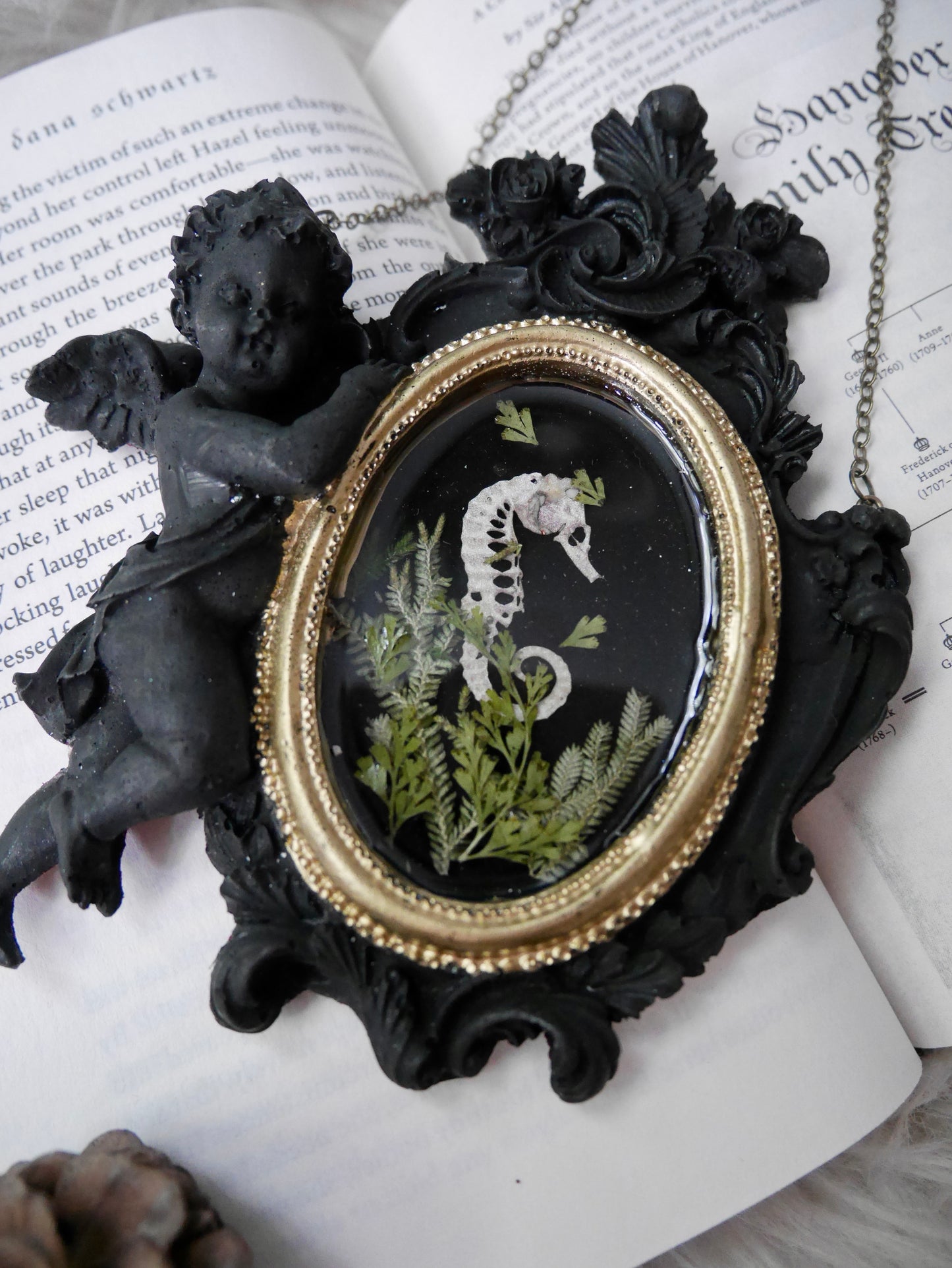 Seahorse Skeleton Sweet Cherub Frame