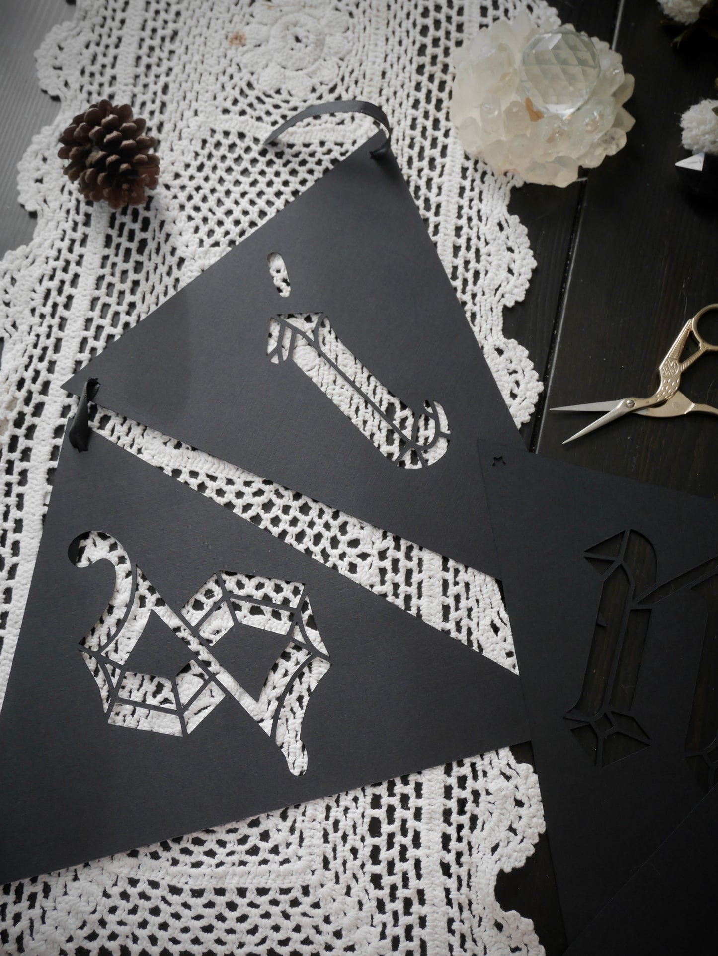 Sinner - Paper Pennant Letter Banner