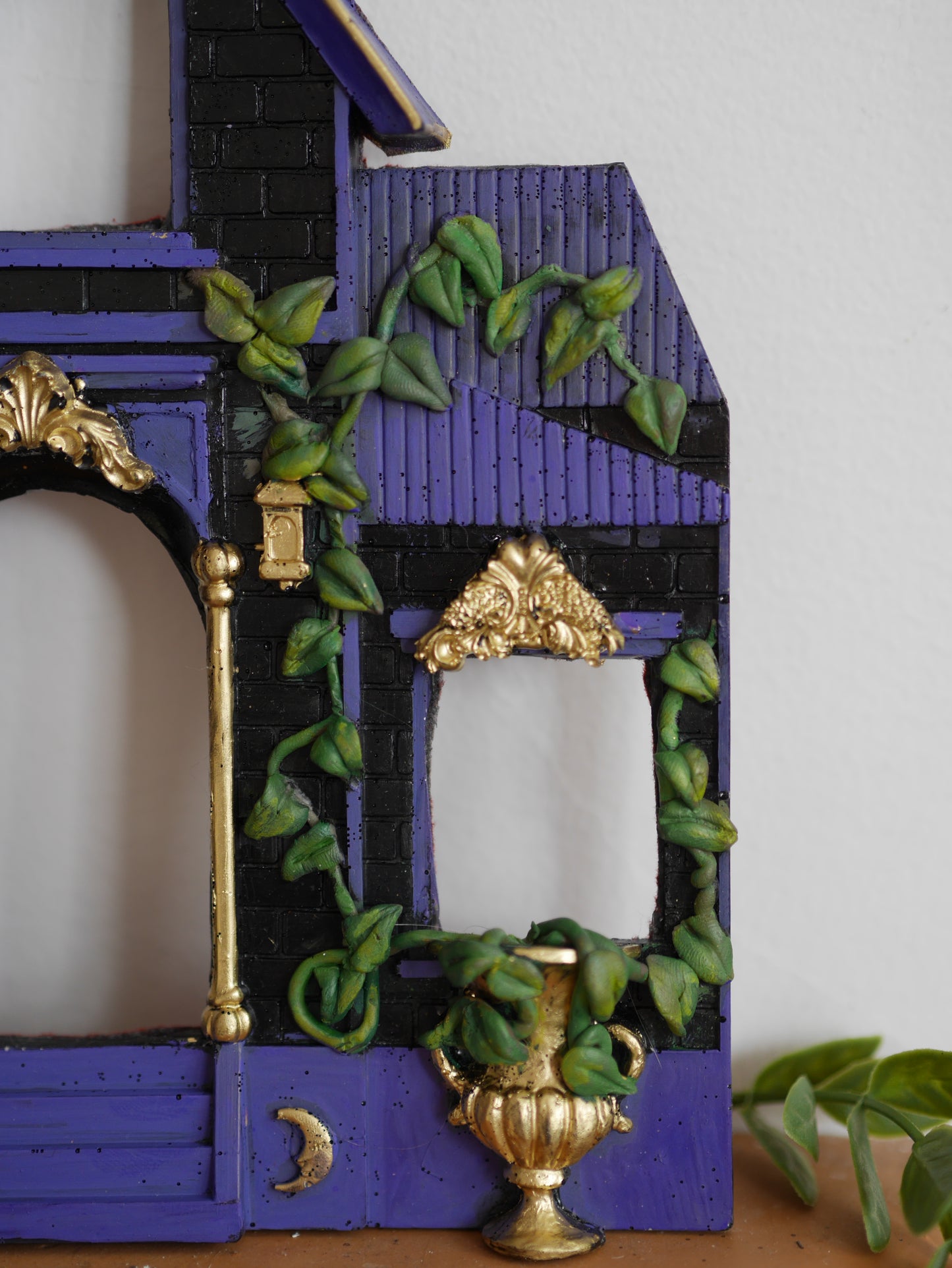 Haunted House Frame - Purple with Vines