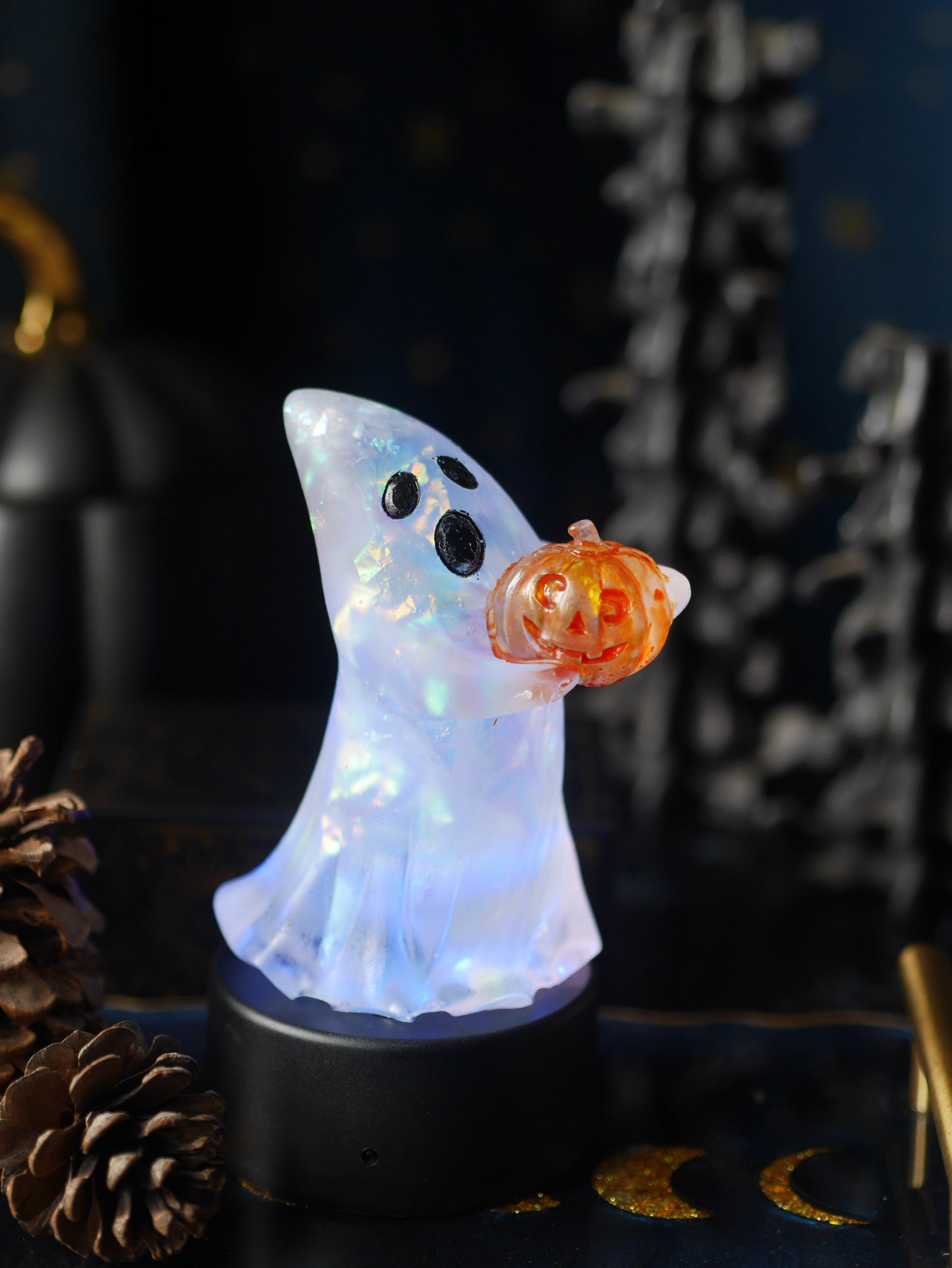 Ghost Lamp on LED base – Frosted Iridescent