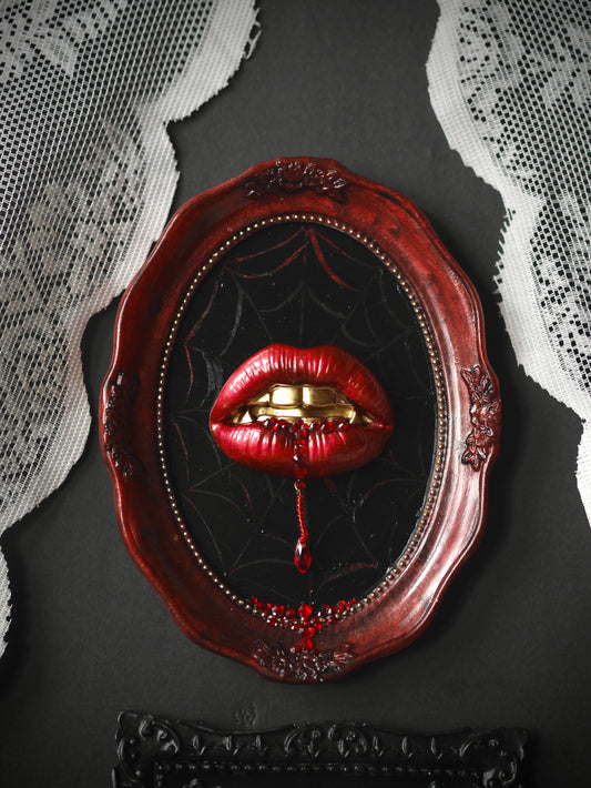 PREORDER – Mina – Brides of Dracula — Vampire Kiss Wall Sculpture