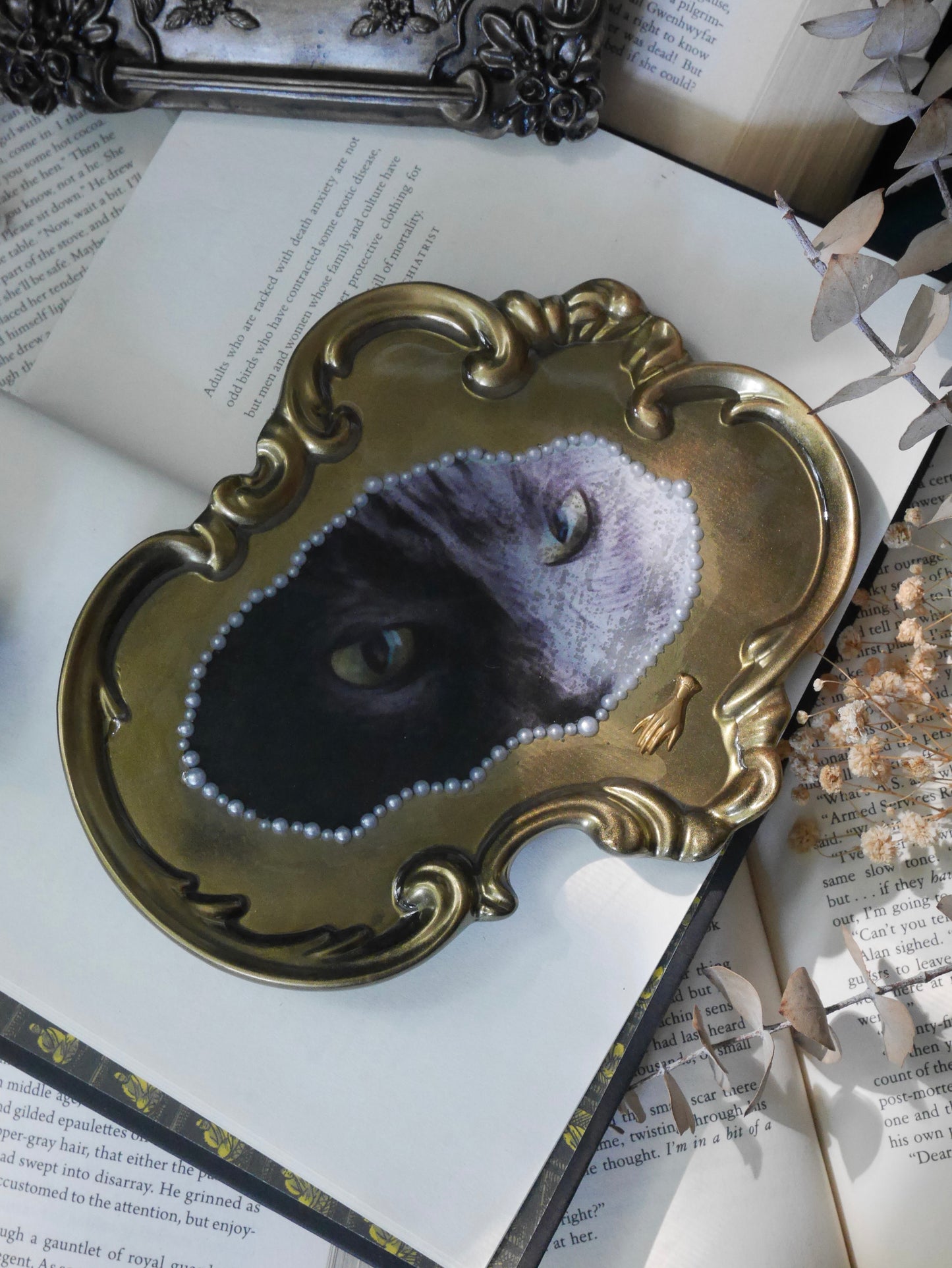 Love + Lost Eyes - Custom Memento Mori Keepsake Pet Portrait