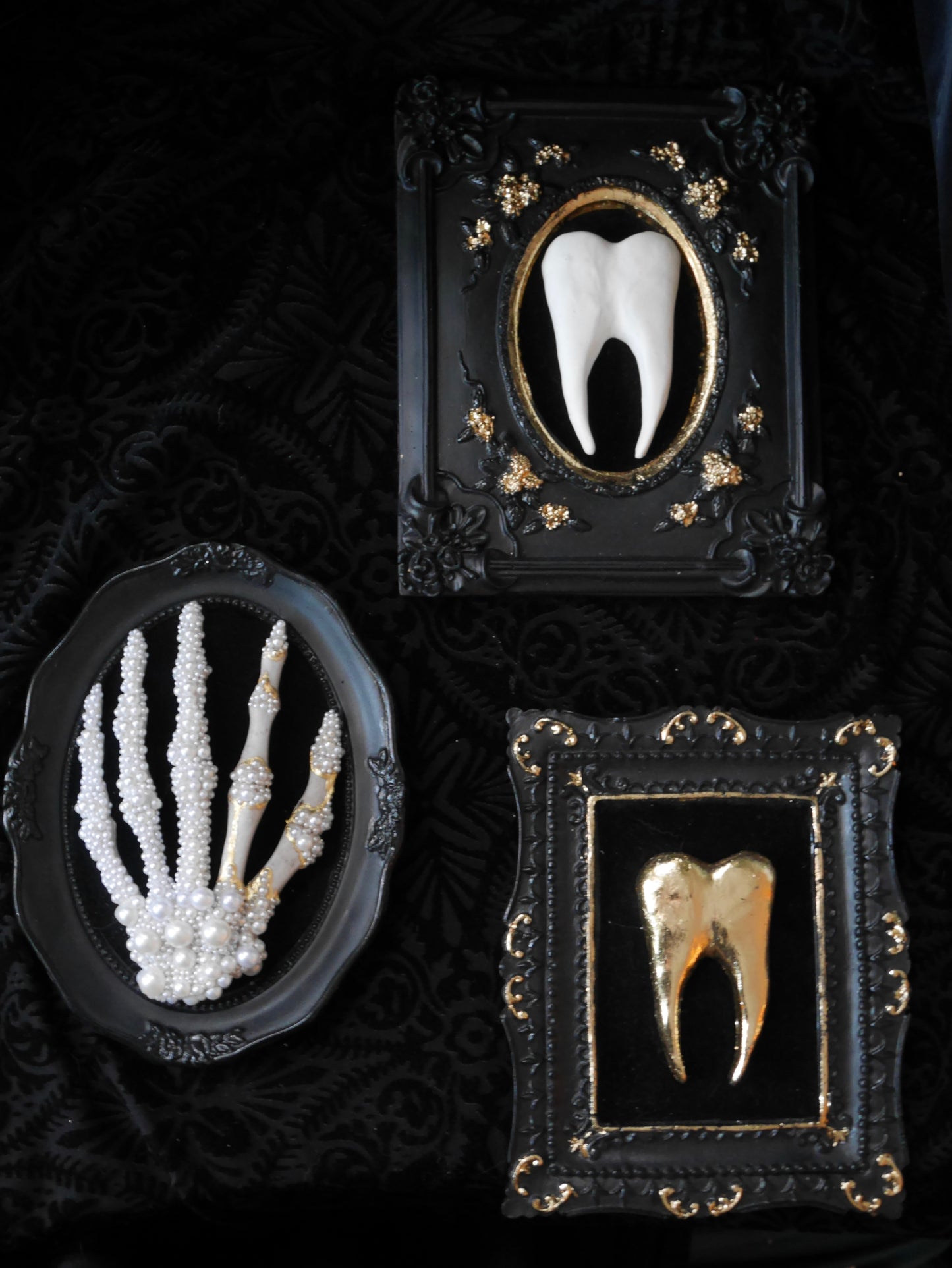 Tooth Wall Sculpture – Anatomy Collection