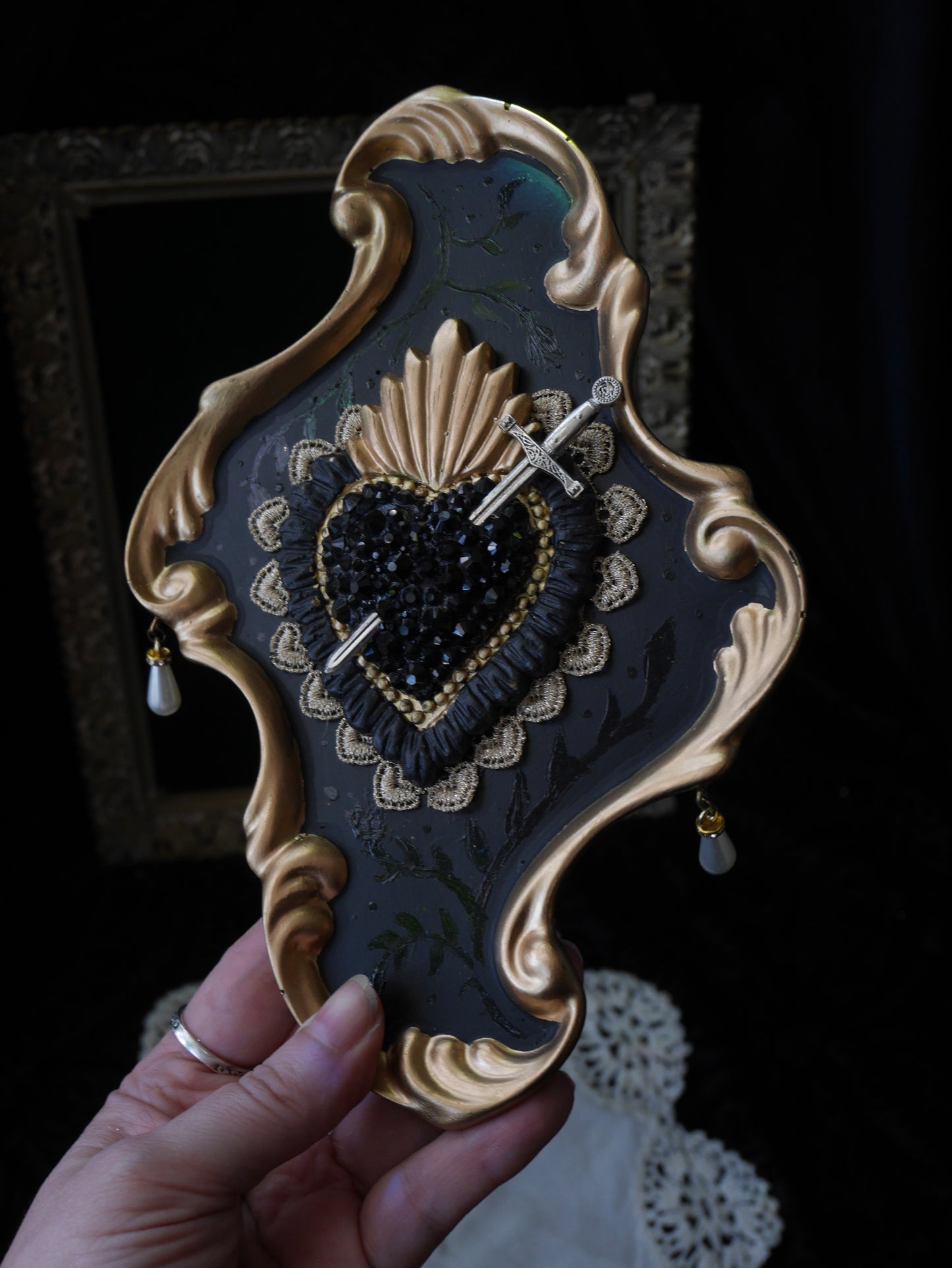 Sisi  – Heart Wall Sculpture – Anatomy Collection